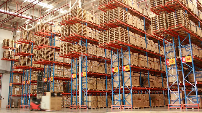 存放大米的仓库应该选择哪种仓储货架合适？旋升智能仓储-自动化货架.jpg