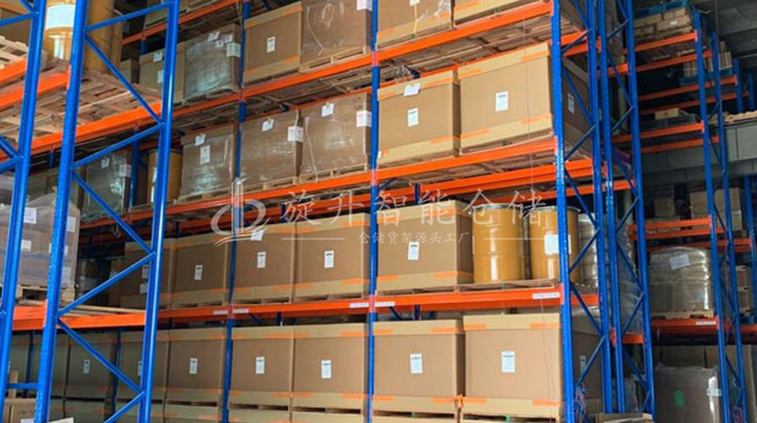 使用重型货架如何来确保重型货架的使用安全呢.jpg